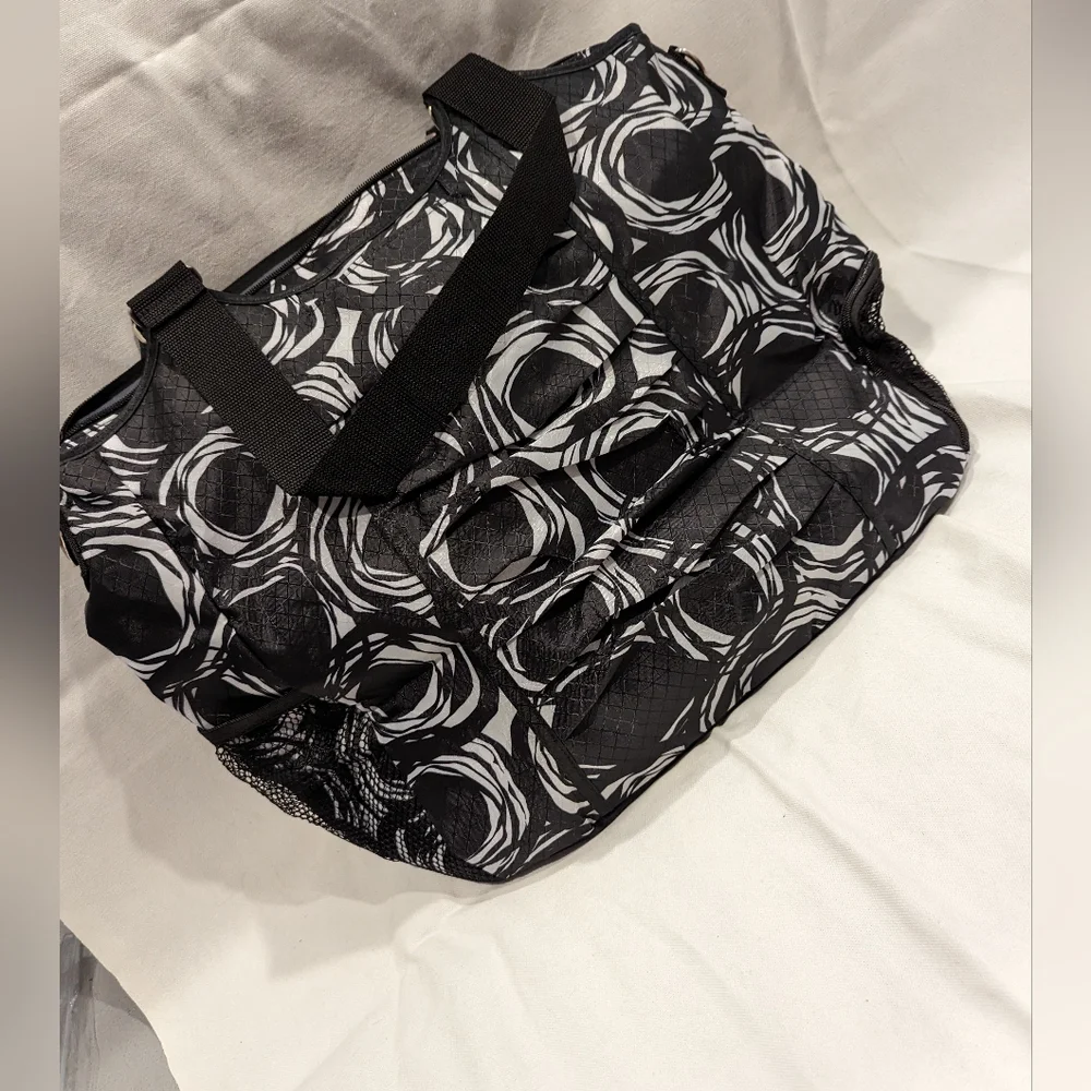 thirty-one Black and White Swirl Pattern Tote